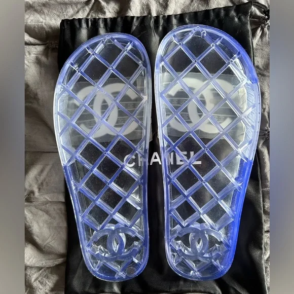 Chanel Women's Stylish Purple Sandals - Picture 5 of 6